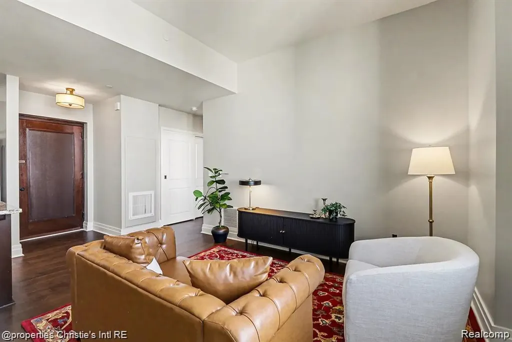 1 Park Avenue Detroit City MI 48226