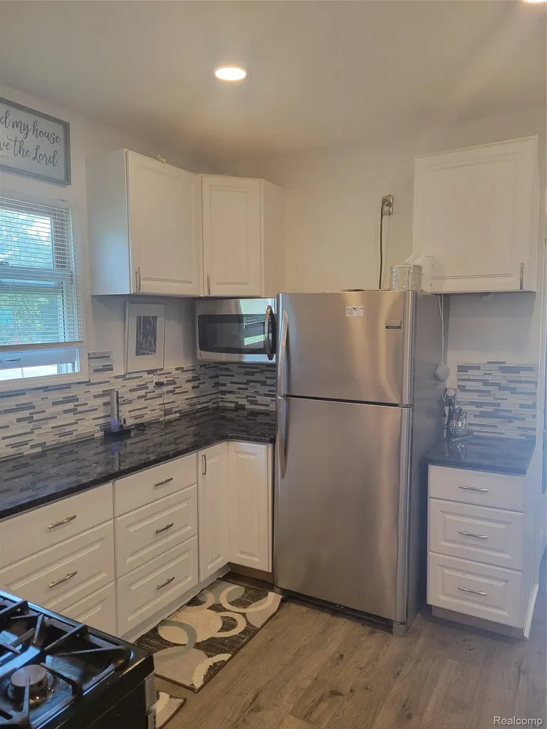 4408 Pennsylvania Street Detroit City MI 48214