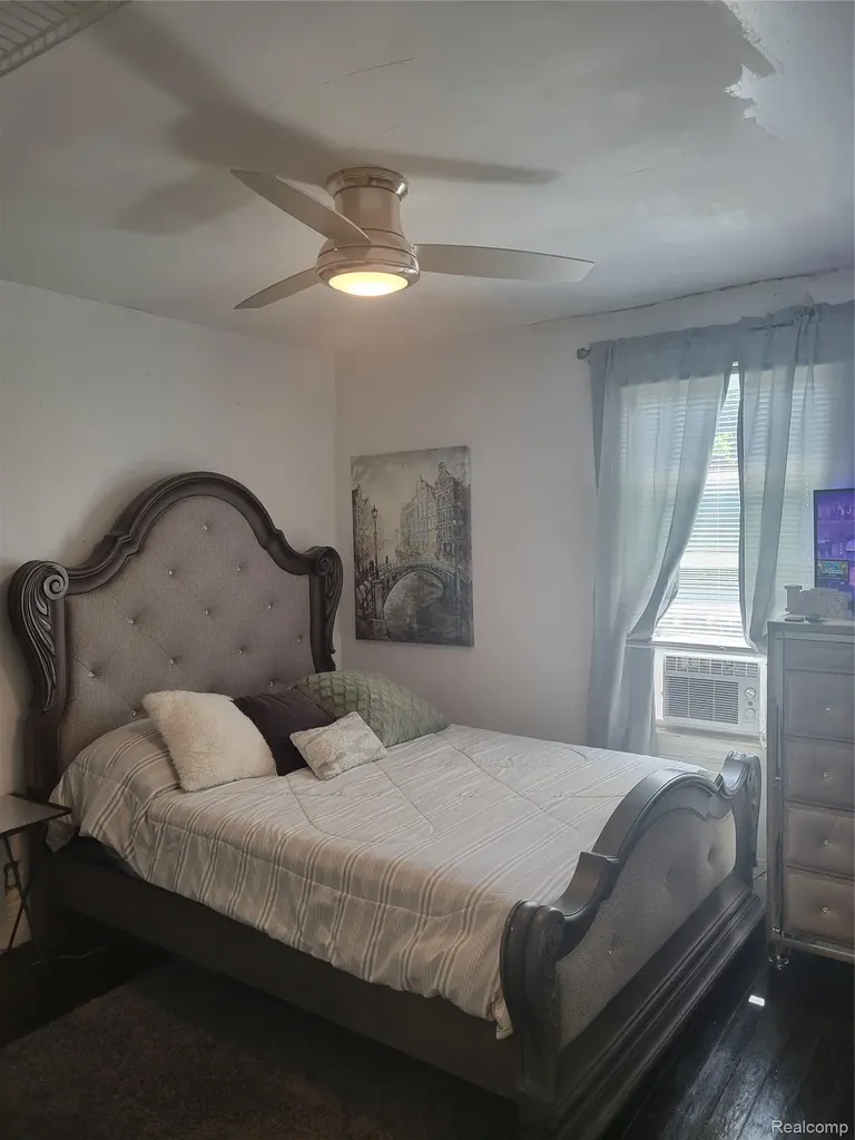 4408 Pennsylvania Street Detroit City MI 48214