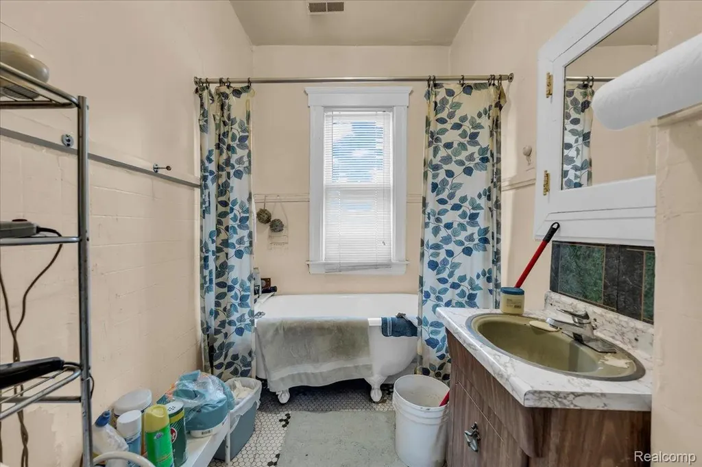3320 14th Street Detroit City MI 48208
