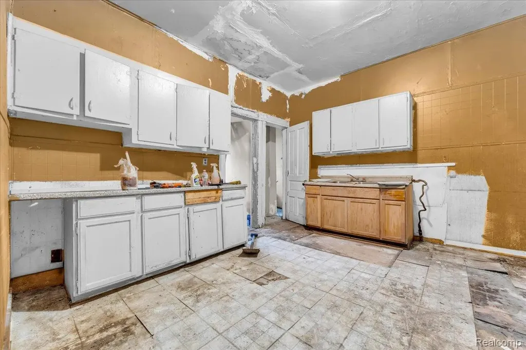 3320 14th Street Detroit City MI 48208