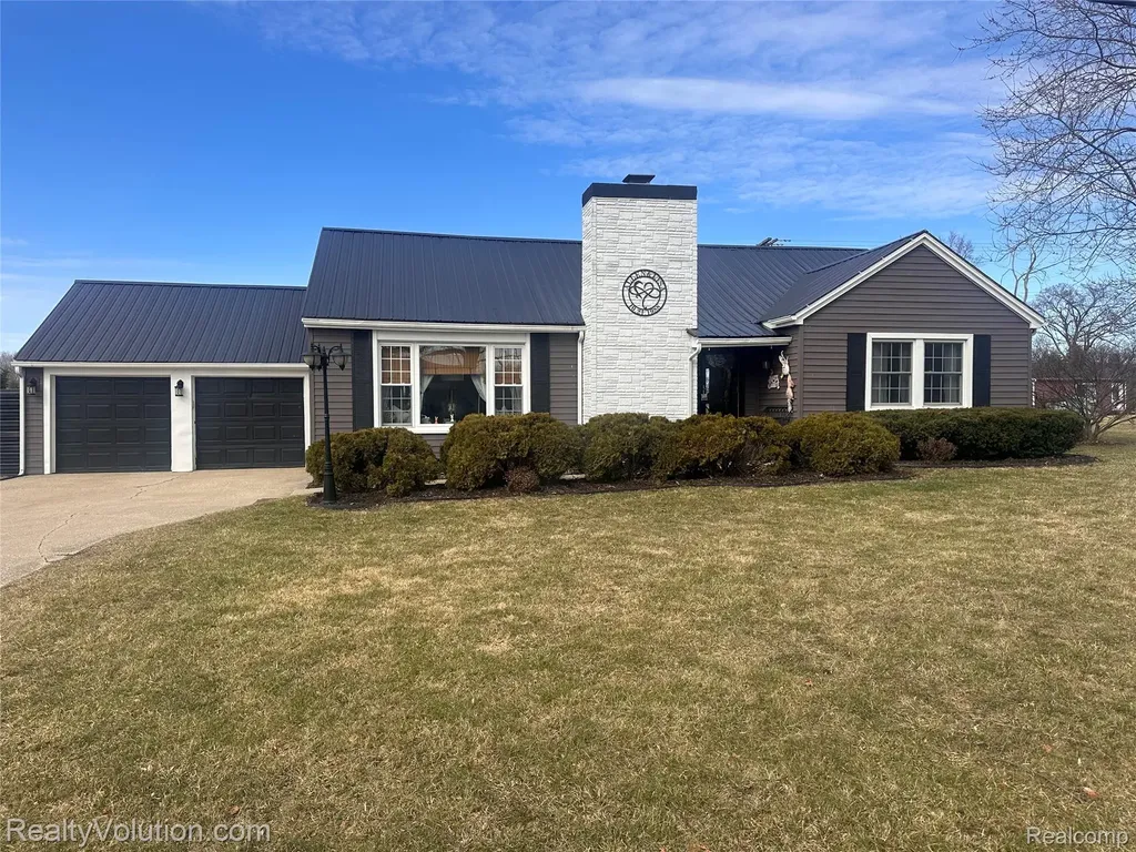 3034 W Oregon Road Oregon Township MI 48446