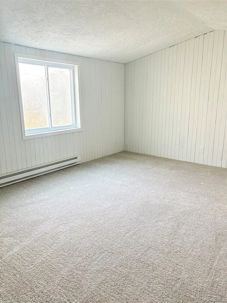 128 Henry Ruff Road Garden City City MI 48135