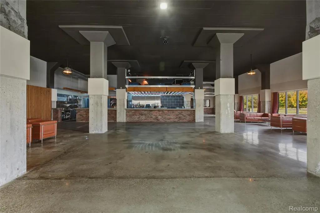 11745 Woodward Avenue Highland Park City MI 48203