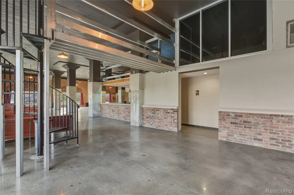 11745 Woodward Avenue Highland Park City MI 48203