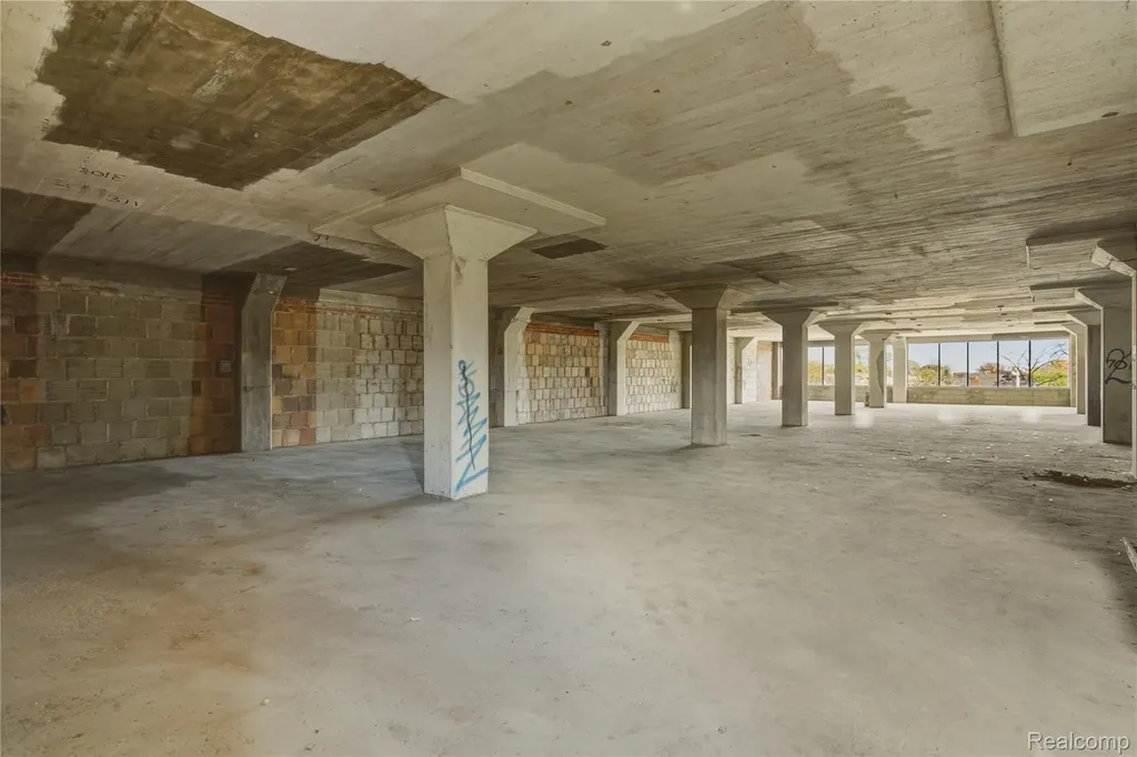 11745 Woodward Avenue Highland Park City MI 48203