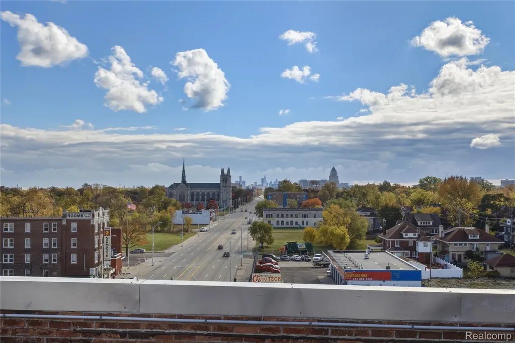 11745 Woodward Avenue Highland Park City MI 48203
