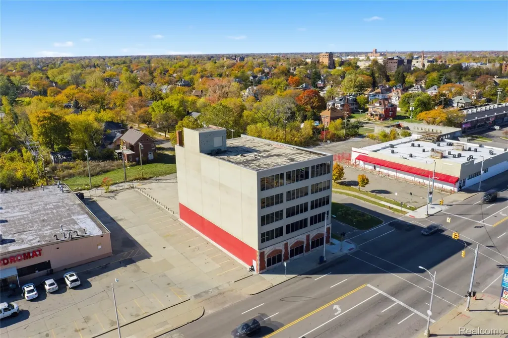 11745 Woodward Avenue Highland Park City MI 48203