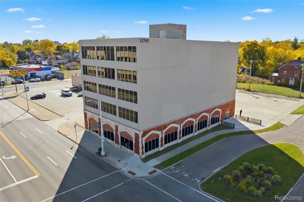 11745 Woodward Avenue Highland Park City MI 48203
