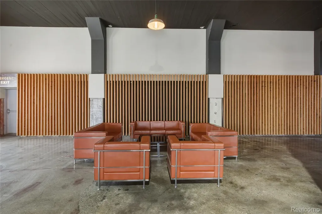 11745 Woodward Avenue Highland Park City MI 48203