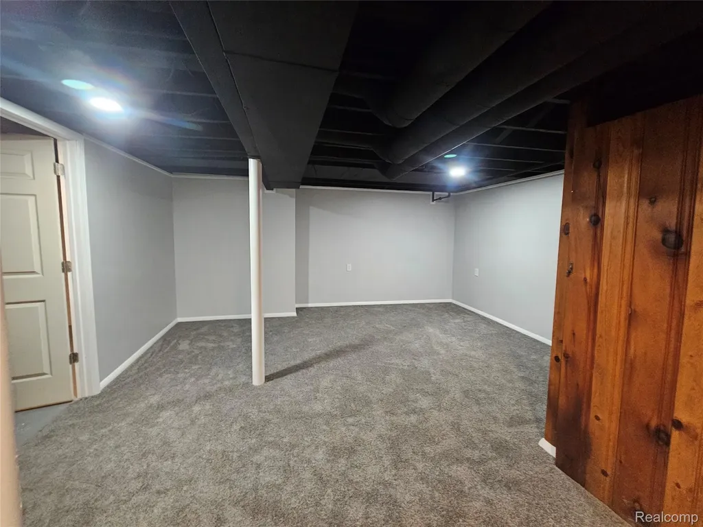 9311 Dixie Redford Charter Township MI 48239