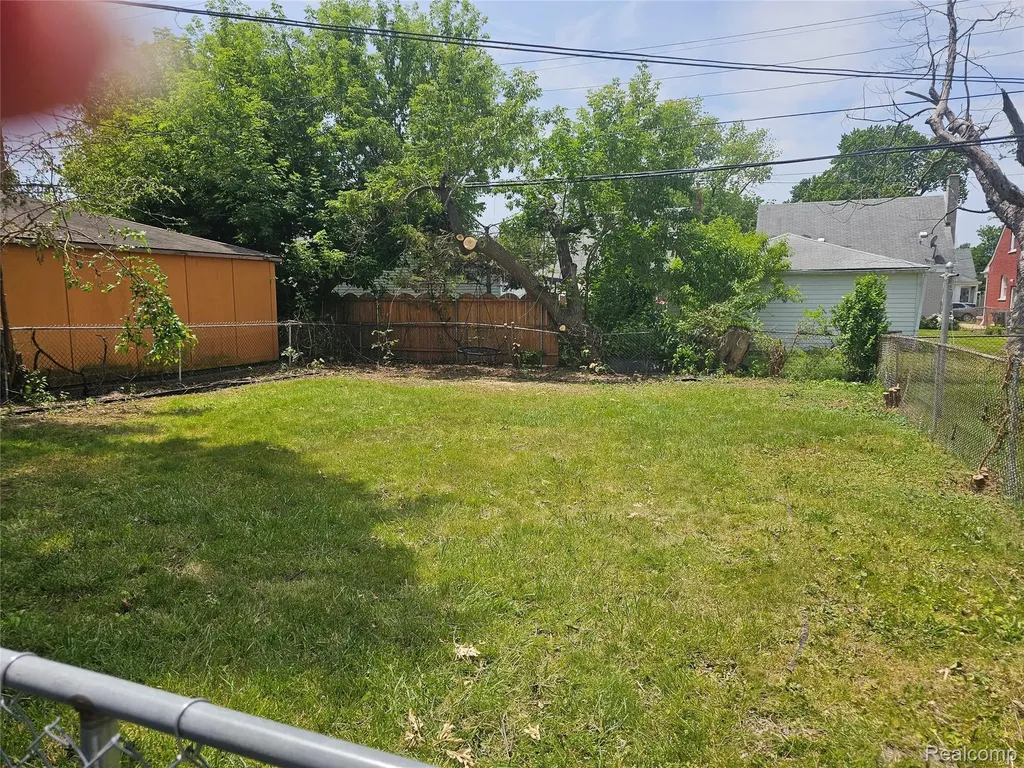 9311 Dixie Redford Charter Township MI 48239