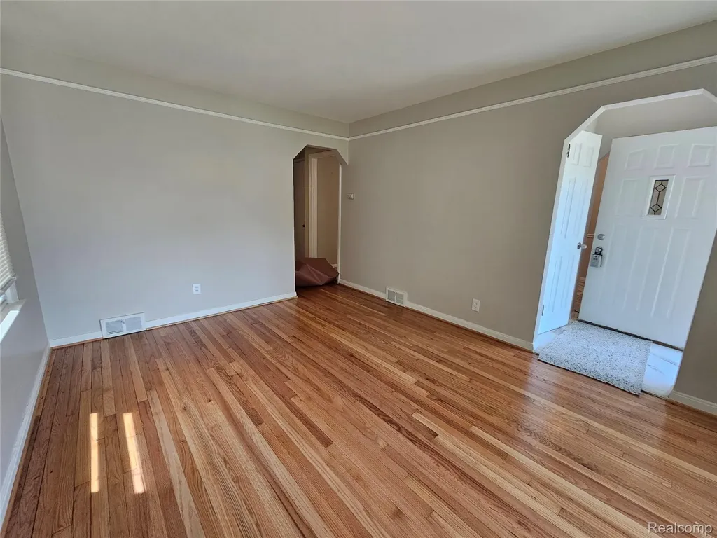 9311 Dixie Redford Charter Township MI 48239