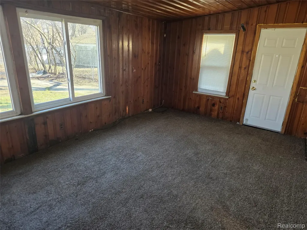 15356 Robson Street Detroit City MI 48227