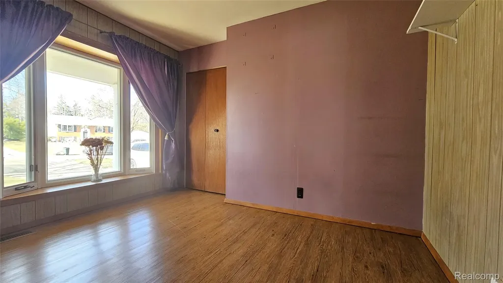 466 Lyon Boulevard South Lyon City MI 48178