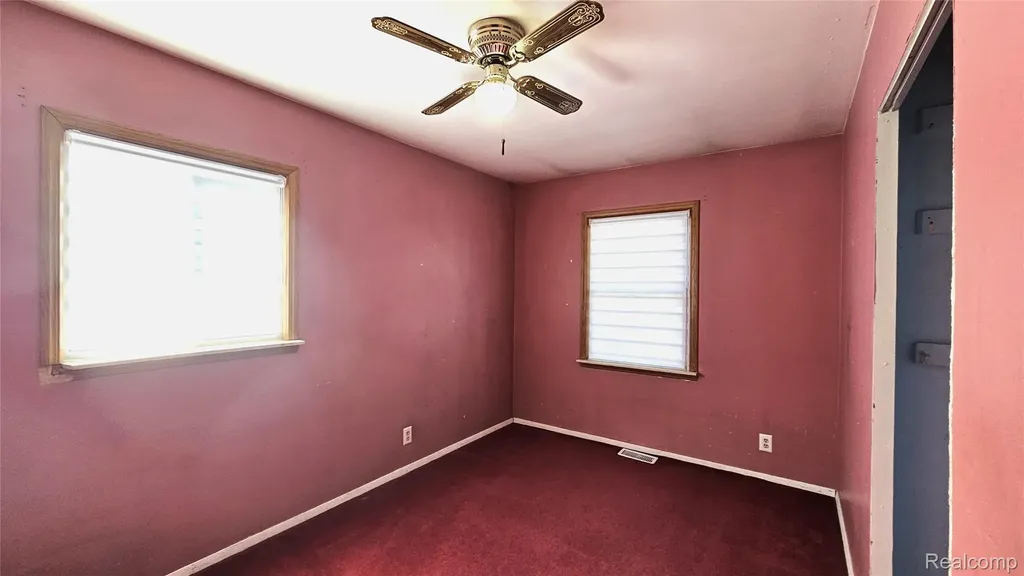 466 Lyon Boulevard South Lyon City MI 48178
