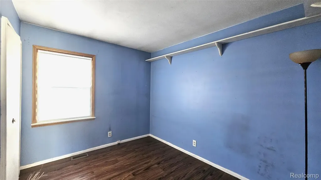 466 Lyon Boulevard South Lyon City MI 48178