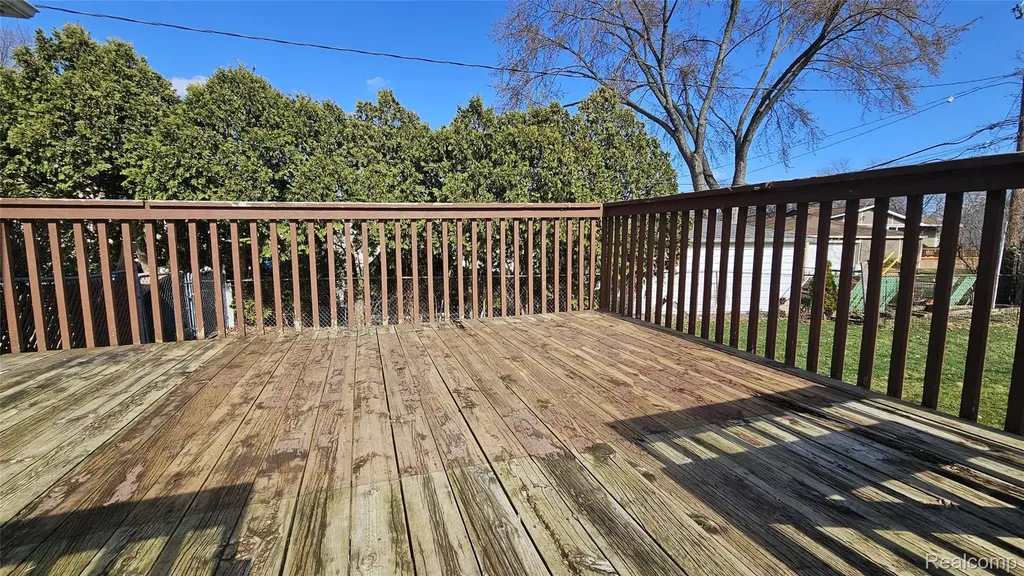 466 Lyon Boulevard South Lyon City MI 48178
