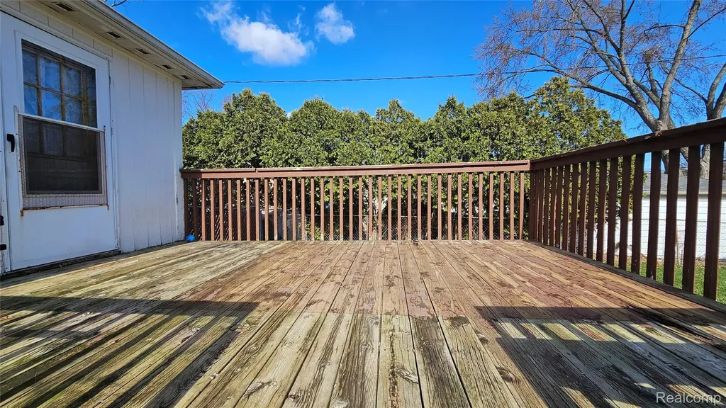 466 Lyon Boulevard South Lyon City MI 48178