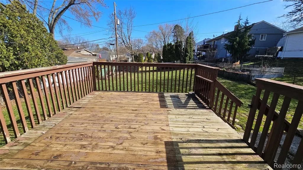 466 Lyon Boulevard South Lyon City MI 48178