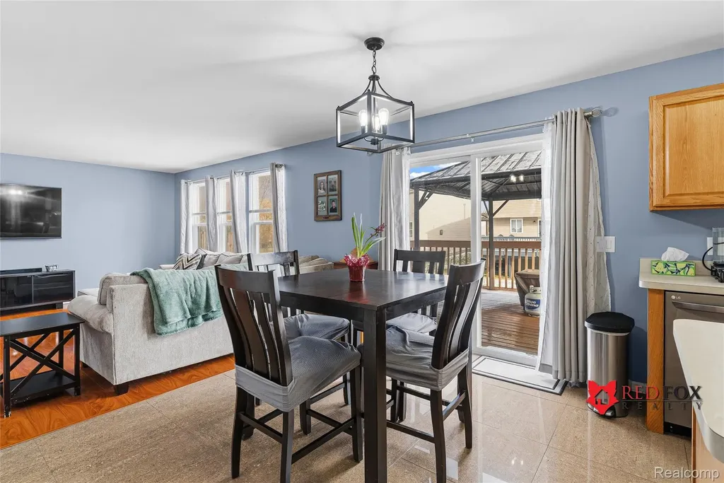 5035 Meadow Crest Circle Grand Blanc Charter Township MI 48442