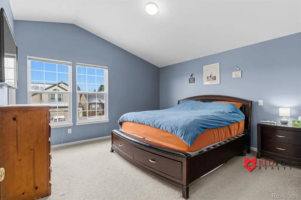5035 Meadow Crest Circle Grand Blanc Charter Township MI 48442
