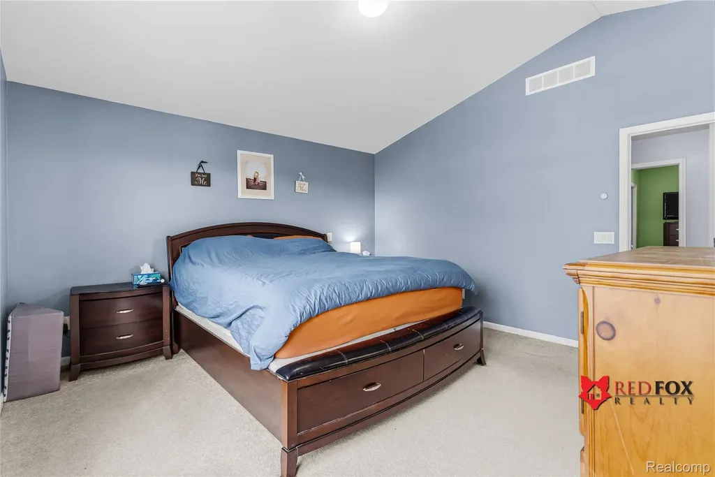 5035 Meadow Crest Circle Grand Blanc Charter Township MI 48442