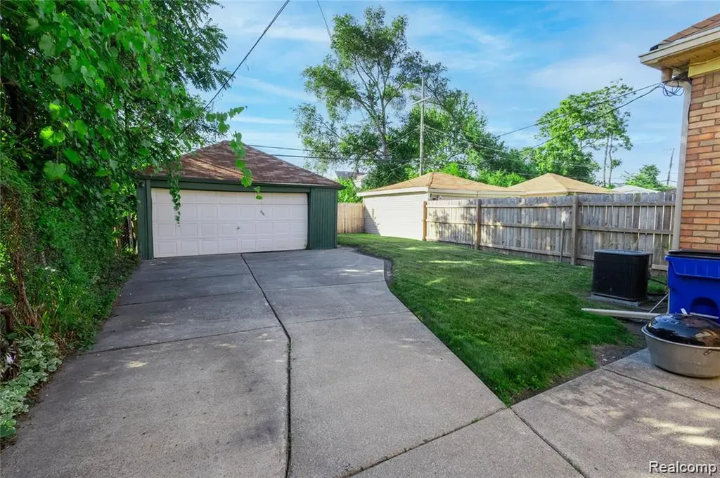 4116 Kendall Street Detroit City MI 48238