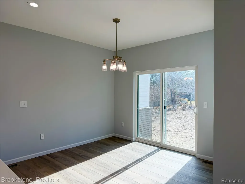 37116 Moravian Drive Clinton Charter Township MI 48036