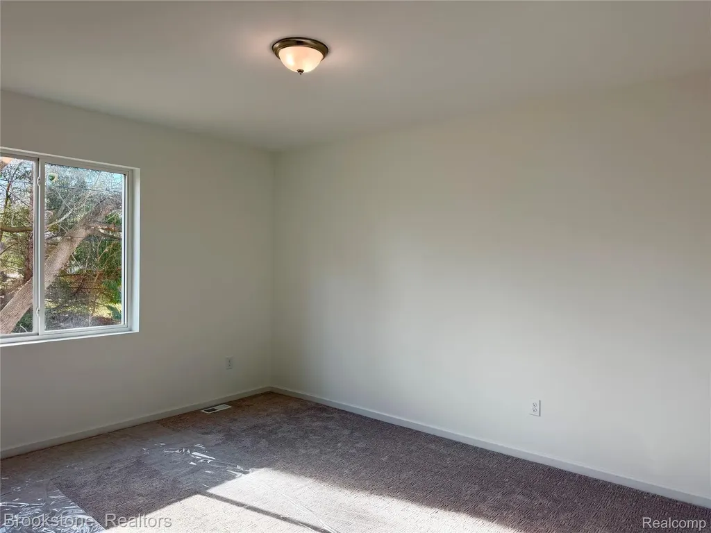 37116 Moravian Drive Clinton Charter Township MI 48036