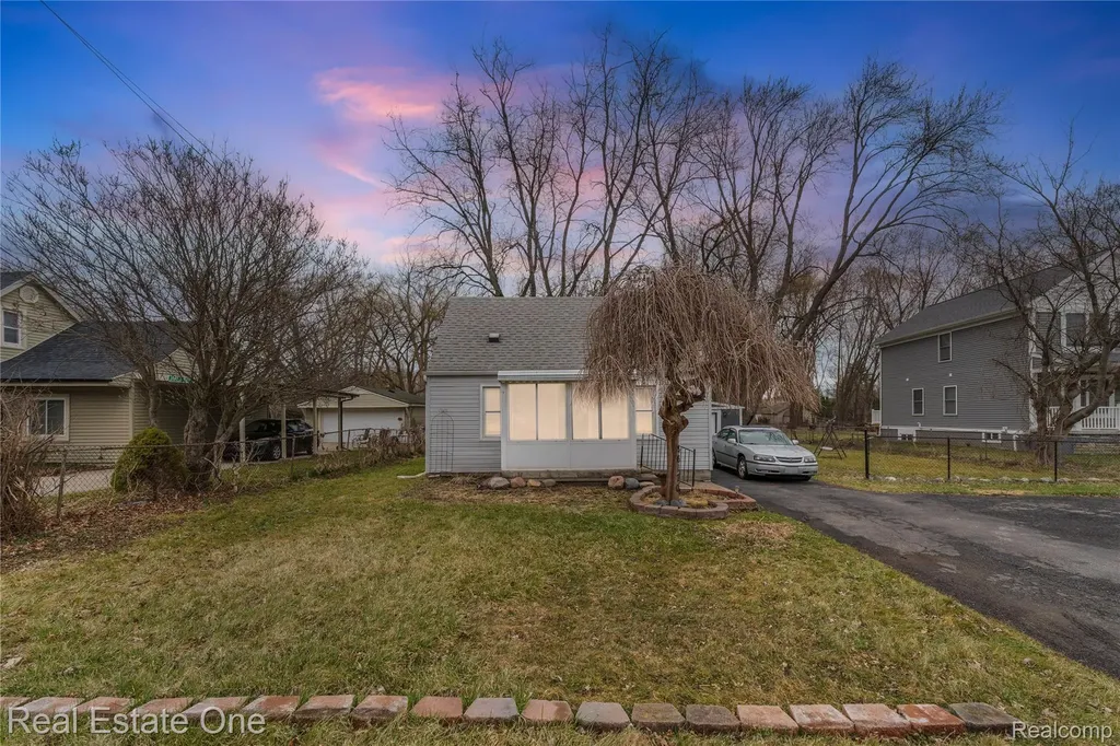 26170 Wick Road Taylor City MI 48180