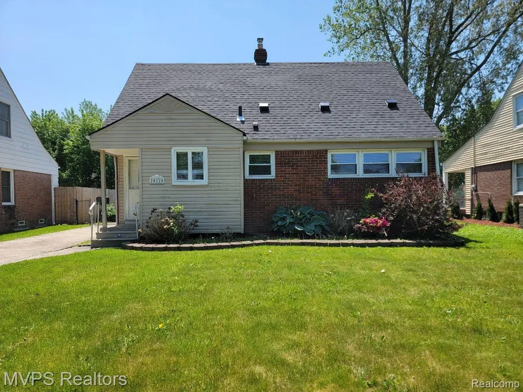 20220 Lancaster Street Harper Woods City MI 48225