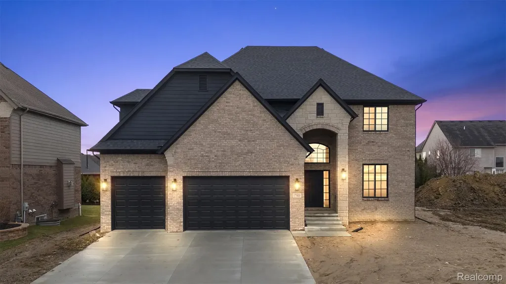 17000 Pienza Drive Macomb Township MI 48042