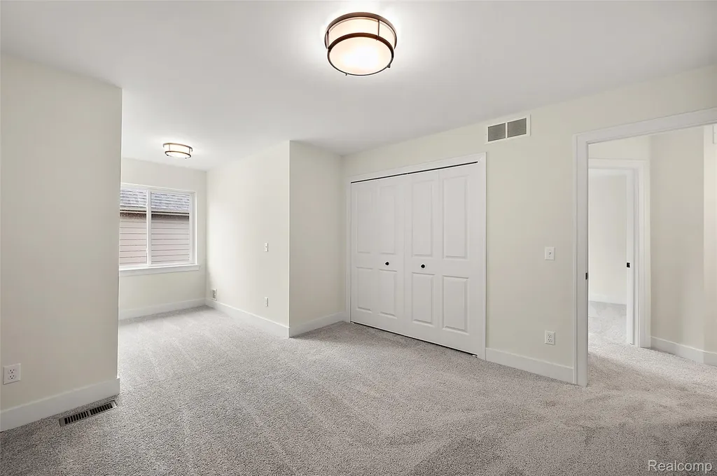 17000 Pienza Drive Macomb Township MI 48042