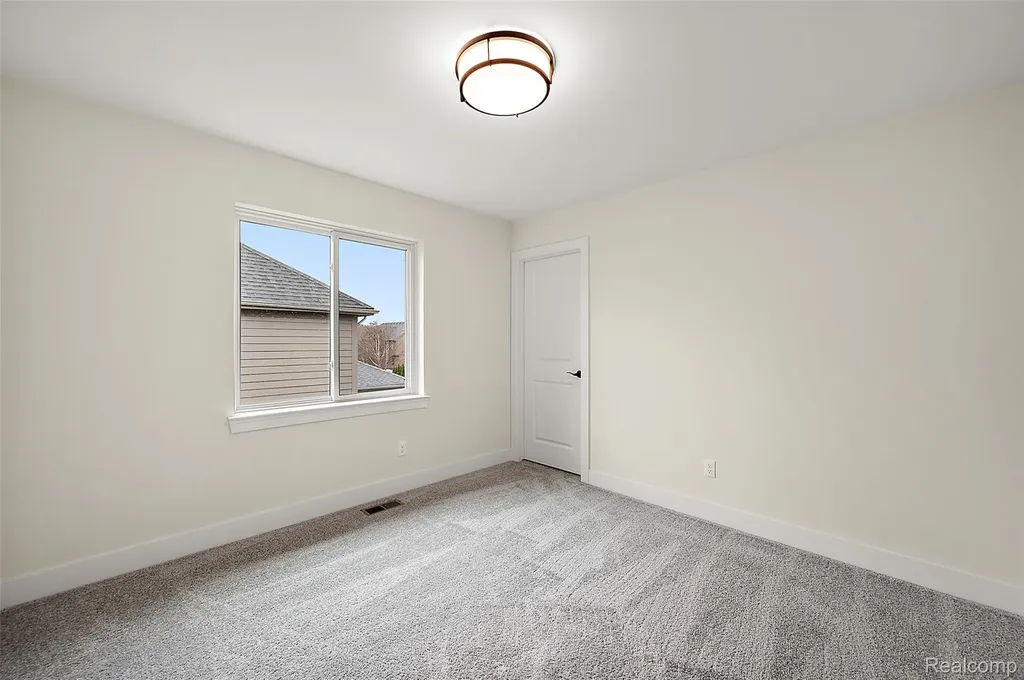 17000 Pienza Drive Macomb Township MI 48042