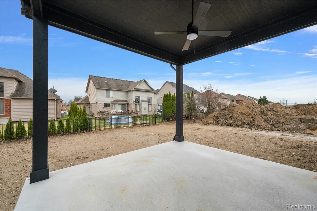 17000 Pienza Drive Macomb Township MI 48042