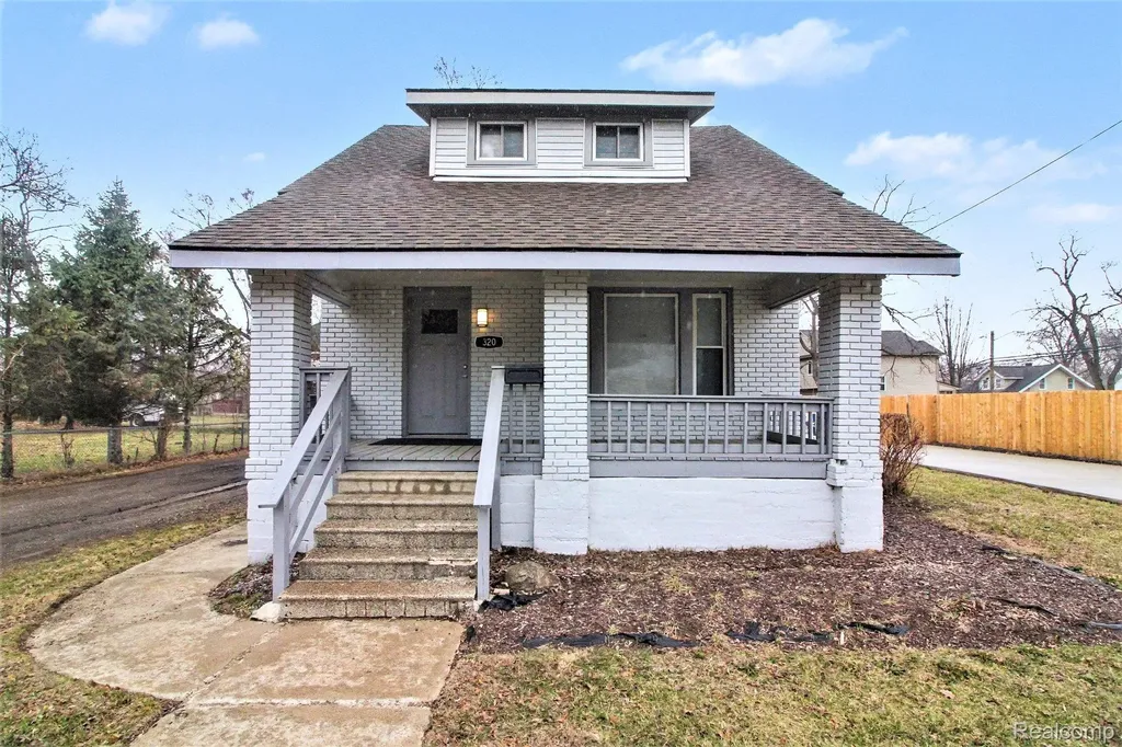 320 Cesar E Chavez Avenue Pontiac City MI 48342