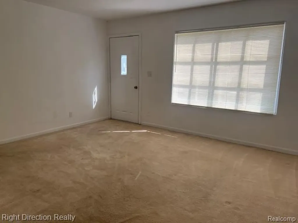 9245 Lee Road Green Oak Township MI 48116