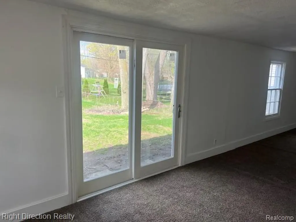 9245 Lee Road Green Oak Township MI 48116