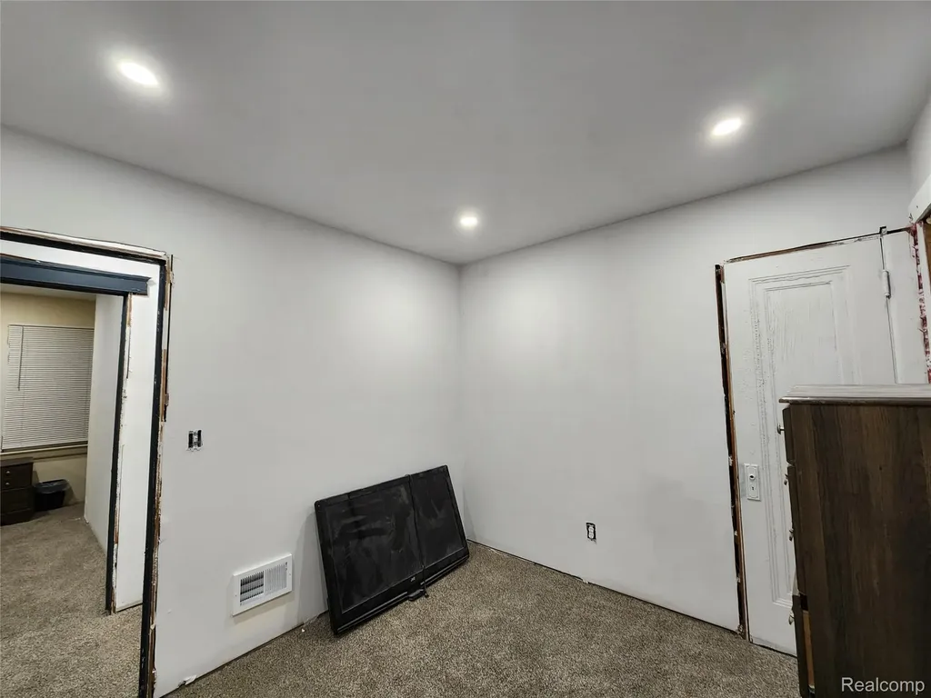 15700 Mark Twain Street Detroit City MI 48227