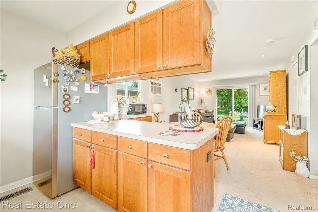 30624 Krauter Street Garden City City MI 48135