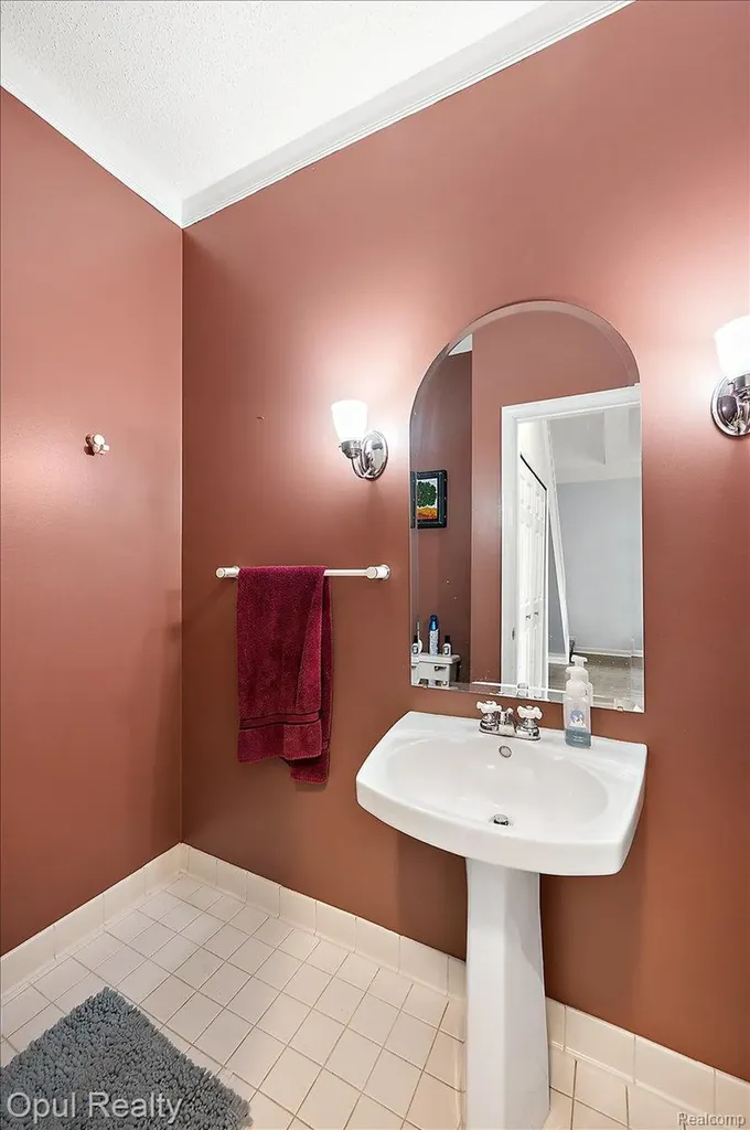 49714 Draper Circle Plymouth Charter Township MI 48170