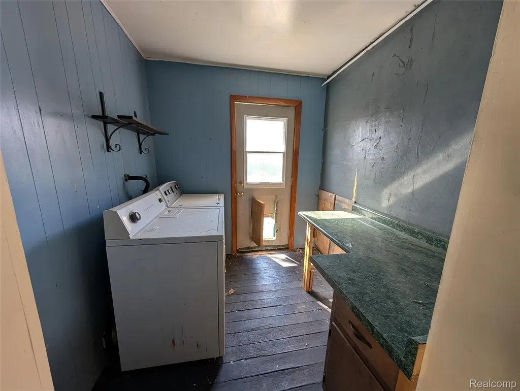 10611 W Saint Charles Road Sumner Township MI 48889