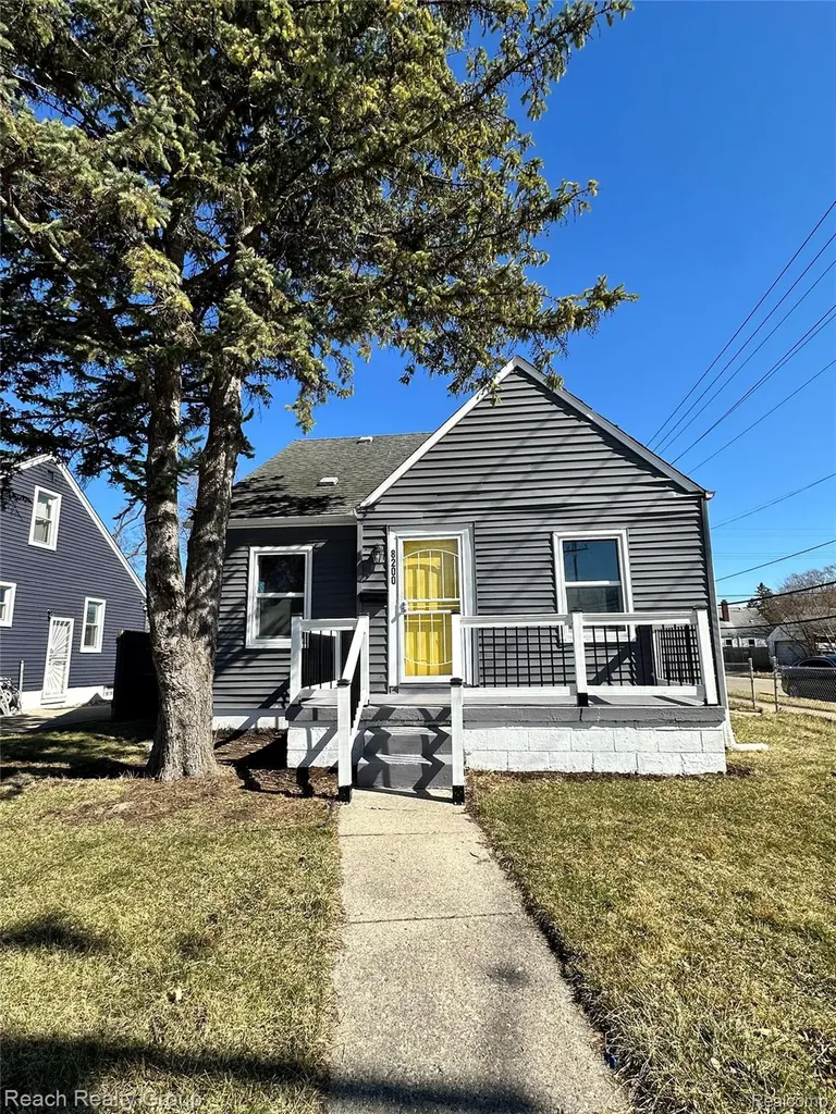 8200 Westwood Street Detroit City MI 48228