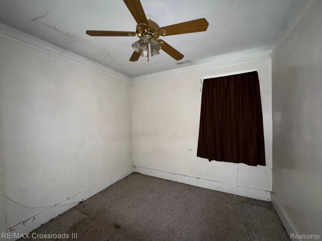 1418 Hanford Avenue Lincoln Park City MI 48146
