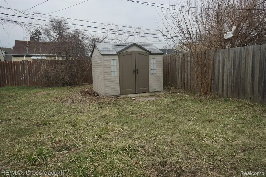 1418 Hanford Avenue Lincoln Park City MI 48146