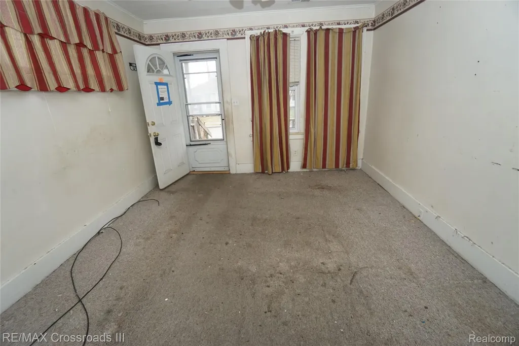 1418 Hanford Avenue Lincoln Park City MI 48146