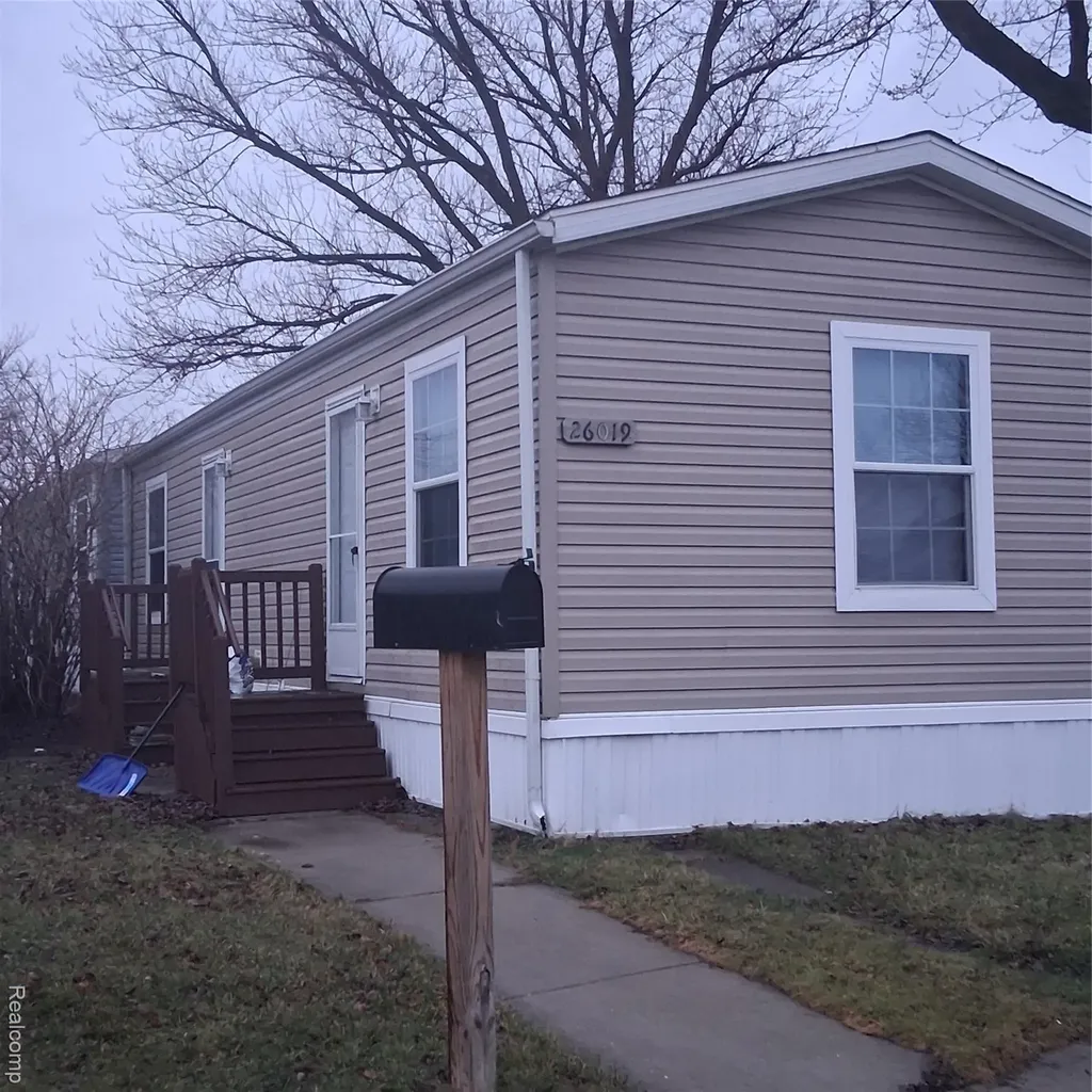 26019 3rd St, #119 Taylor City MI 48180
