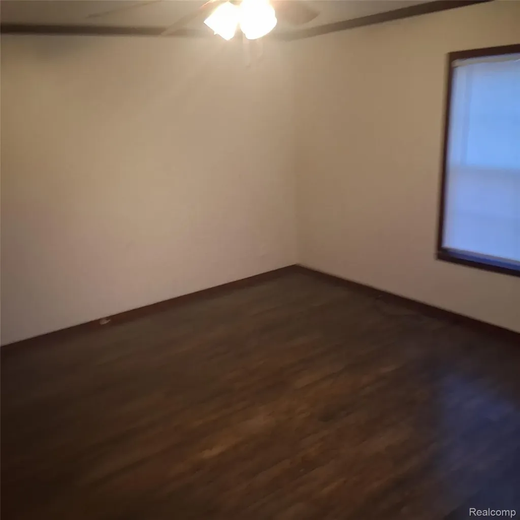 26019 3rd St, #119 Taylor City MI 48180