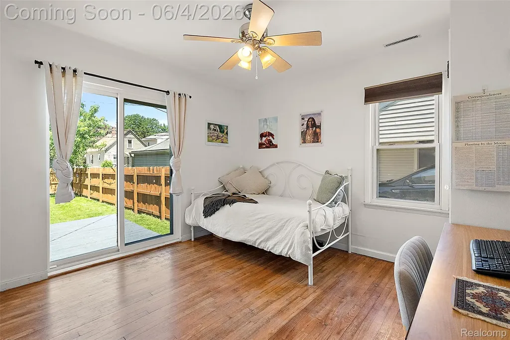 1831 Moorhouse Street Ferndale City MI 48220